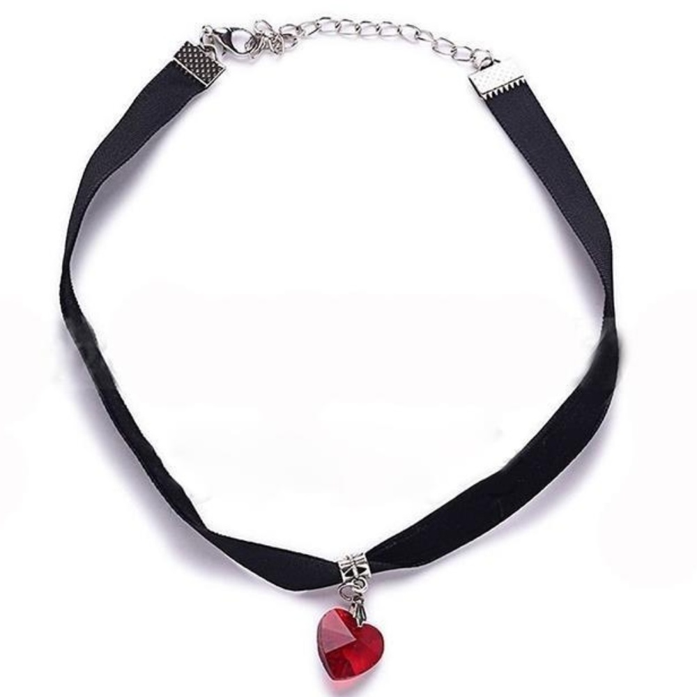 Red Crystal Heart Black Velvet Choker
